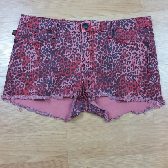 Rock & Republic Pants - 💥3 for $20💥 Rock & Republic Lolita Shorts  Sz 14